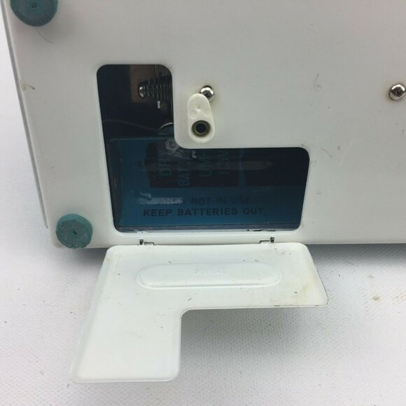 Vintage Miniature Toy Blue White Sewing Machine Hand Crank Battery Operated - Picture 8 of 12